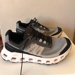 ON Running Cloud Vista Womens S 7.5 Sneaker Black, Grey Trail Runners